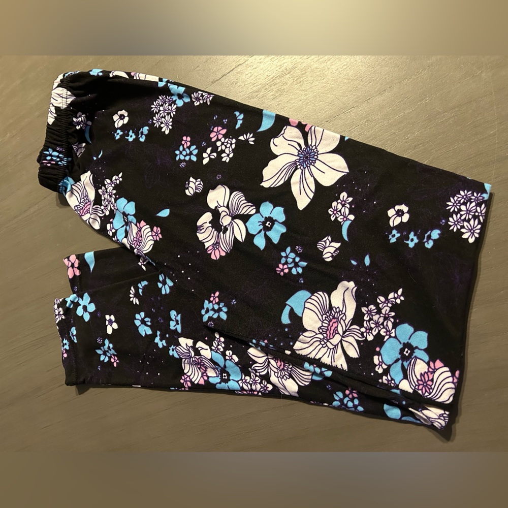 New without tags Agnes & Dora leggings